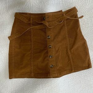 High-rise A-line skirt